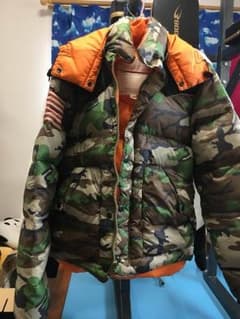 ダウンジャケットのサムネイル