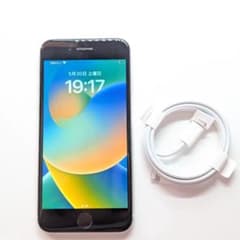 iPhone SE2 64GB バッテリー最大容量87% 充電ケーブル付き - メルカリ