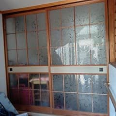 ②【引取限定】昭和レトロ　引き戸　建具　ガラス戸　3枚　セット　まとめ売り 引き取り限定価格 昭和レトロ 木製ガラス引き戸 建具 2枚セット 笹の柄