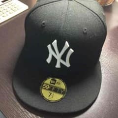 Newera 帽子のサムネイル