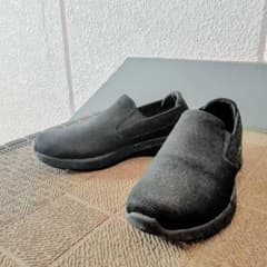 Skechers   Extra wide fitのサムネイル