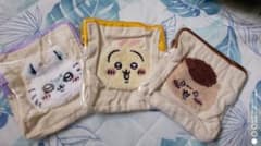 ちいかわポーチ3種 うさぎ、栗まんじゅう、モモンガのサムネイル