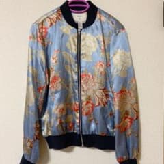 forever21 花柄 ブルゾンのサムネイル