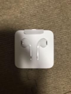 iPhone 純正イヤホンのサムネイル