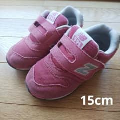 ニューバランス15センチピンクのサムネイル