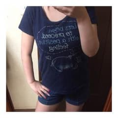 カジュアルTシャツのサムネイル