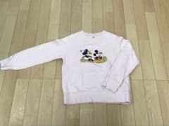 ユニクロ　ミッキー＆ミニー　トレーナー　140のサムネイル
