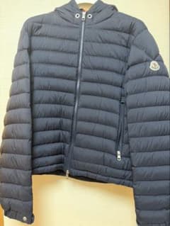 MONCLER ダウンジャケット フード付き ネイビーのサムネイル