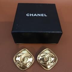 CHANEL シャネル イヤリングのサムネイル