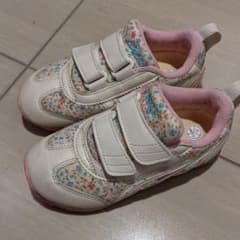 アシックス　17センチのサムネイル