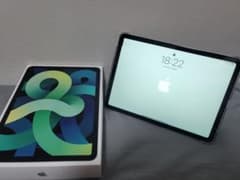 iPad Air4 グリーン 256GB Wi-Fi 第4世代 ケースつきのサムネイル