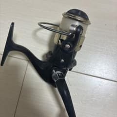 スピニングリール 本体のサムネイル