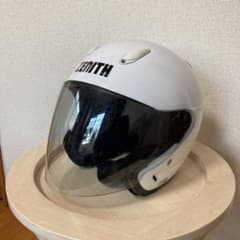 バイク用ヘルメットのサムネイル