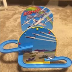 ブルーインパレスオモチャのサムネイル