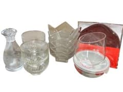 ガラス製グラス食器と小皿醤油さしまとめ売りのサムネイル