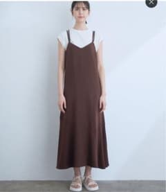 バッククロスサテンキャミワンピース　vis キャミワンピのサムネイル