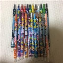 クレヨンのサムネイル