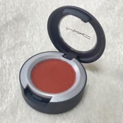 M・A・C アイシャドウ パウダーキス デボーテッド トゥ チリのサムネイル