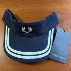 FRED PERRY サンバイザー ネイビー　レディースのサムネイル