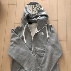 ザノースフェイス  パーカーのサムネイル