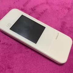 Speed Wi-Fi NEXT W04のサムネイル