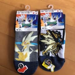 新品⭐︎ポケモン靴下⭐︎のサムネイル