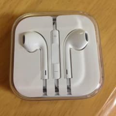 iPhone 純正イヤホンのサムネイル