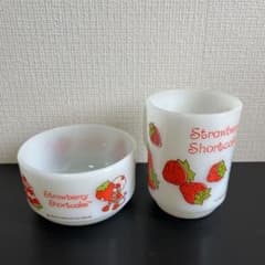 Strawberry Shortcake ミルクガラス マグカップ＆ボウルのサムネイル