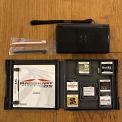 Nintendo DS 本体 ブラック ソフト7本付きのサムネイル