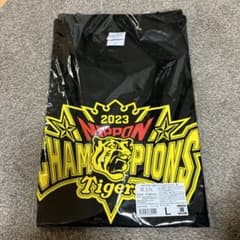 【阪神タイガース】㊗️2023日本一記念ビールかけTシャツのサムネイル