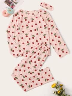 SHEIN シーイン　ルームウェア　パジャマ　さくらんぼ　チェリー柄のサムネイル