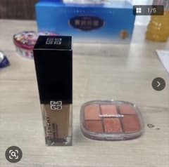 Givenchy リキッドファンデーション & Wakemake アイシャドウのサムネイル