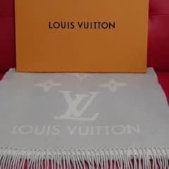 ✨マホイップ様専用✨LOUIS VUITTON　エシャルプ　レイキャビックのサムネイル