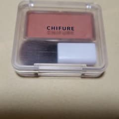 ちふれ チーク カラー(ブラシ付) 570レッド系のサムネイル
