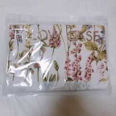 枕カバー　新品未使用　Francfranc フランフラン　花柄　ホワイトのサムネイル