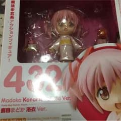 魔法少女 ねんどろいどのサムネイル
