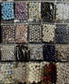 天然石ビーズ　大量のサムネイル