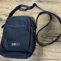 agnes b.Voyage  ショルダーバッグのサムネイル