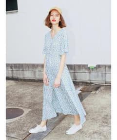 ジュエティjouetieオリジナルフラワーフレア袖ワンピースのサムネイル