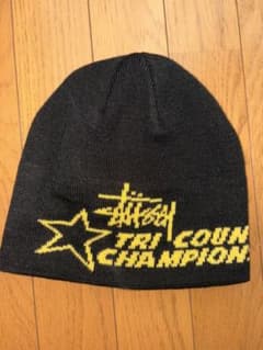 あ*さ様 stussy ニット帽　スターロゴのサムネイル