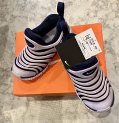 NIKEナイキ☆18ダイナモフリー☆未使用のサムネイル