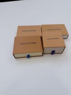 LOUIS VUITTON ルイヴィトン 空箱4点 保存袋 リボン カード類 - メルカリ
