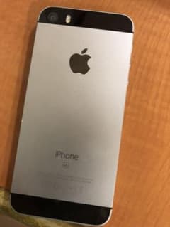iPhone SE 16GBのサムネイル