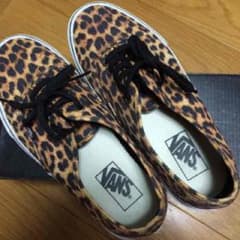 VANS レオパード柄スニーカーのサムネイル