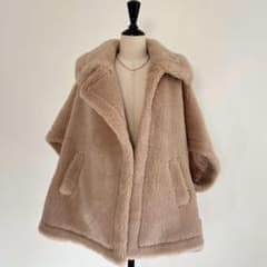 新品未使用 ベアポンチョ アルパカ素材 テディ ケープ MaxMaraお好きな