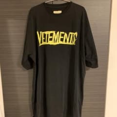 VETEMENTS Tシャツのサムネイル