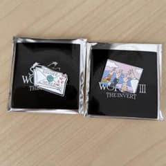 SHINee WORLD VIII ランダムピンバッジ 2種セット②のサムネイル