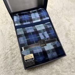 未使用】 イブサンローラン YVES SAINT LAURENT 毛布 青 - メルカリ
