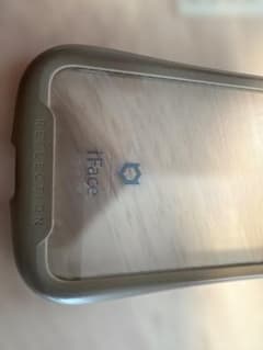 iFace Reflection iPhoneSE3世代　ケース カーキのサムネイル