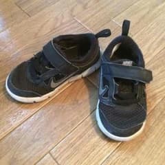 激安！NIKEナイキ靴スニーカー黒のサムネイル